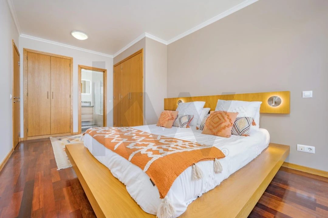 Apartamento T2 para Arrendamento em Caniço Foto 20