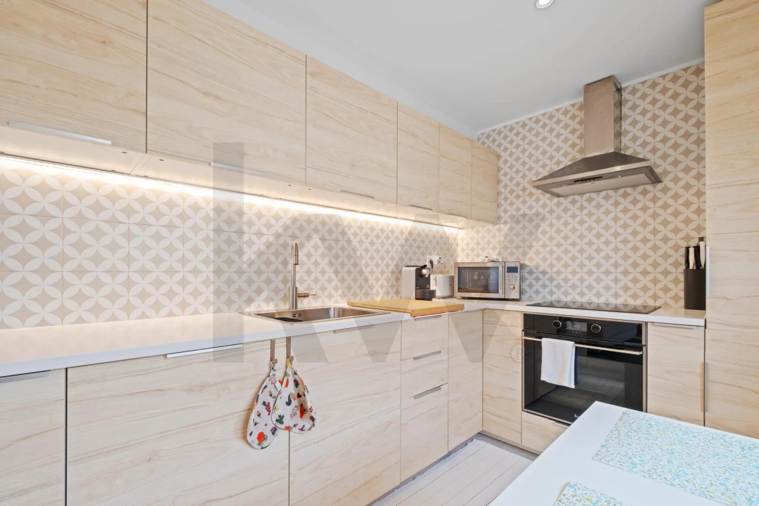 Apartamento T2 para Venda em Beato Foto 9