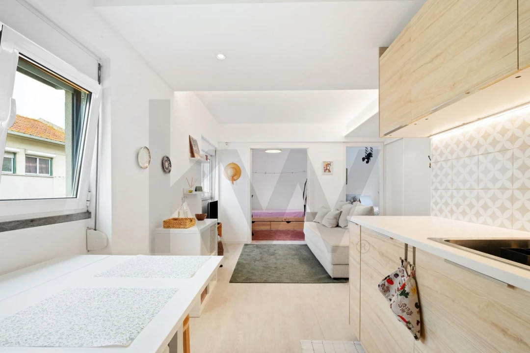 Apartamento T2 para Venda em Beato Foto 13