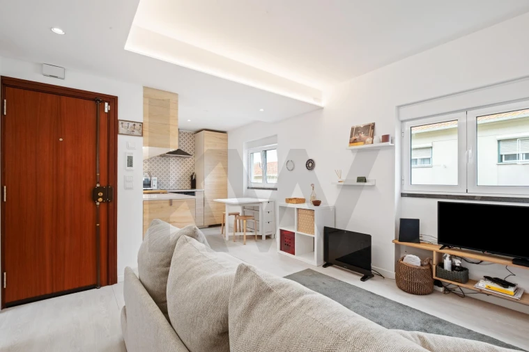 Apartamento T2 para Venda em Beato Foto 8
