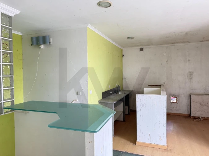 Loja para Arrendamento em Belém Foto 6