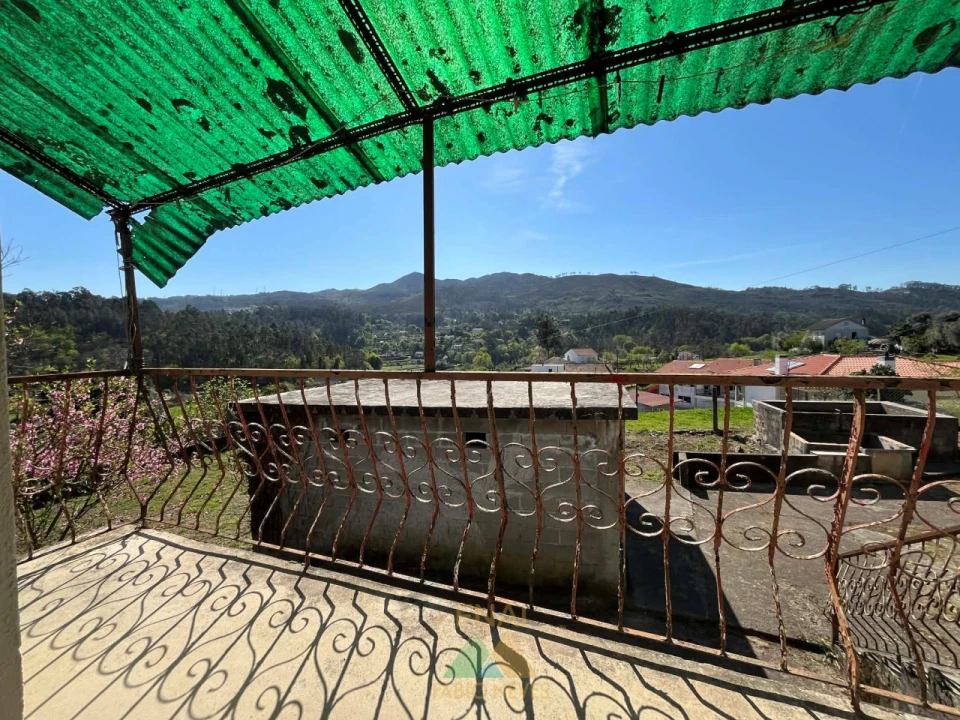 Moradia T3 para Venda em Rebordões (Santa Maria) Foto 18