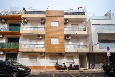 Apartamento para Venda em Monte Gordo