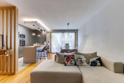 Apartamento T2 para Arrendamento em Ramalde