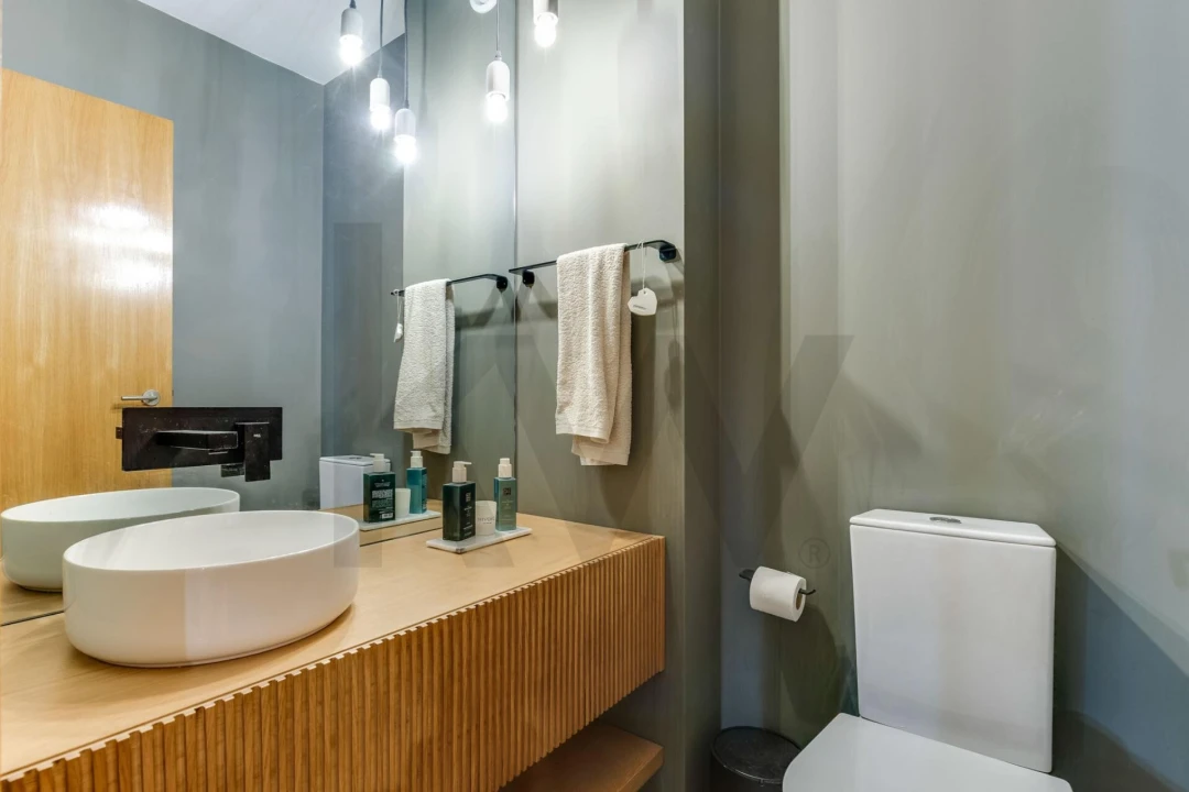 Apartamento T2 para Arrendamento em Ramalde Foto 14