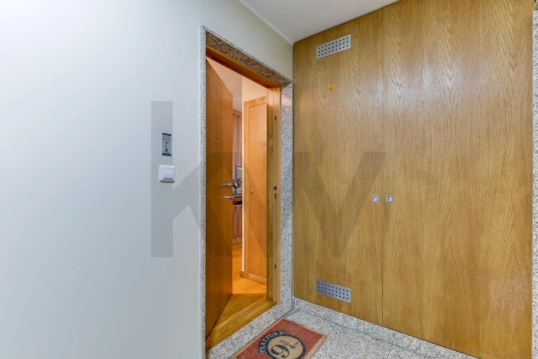Apartamento T2 para Arrendamento em Ramalde Foto 27