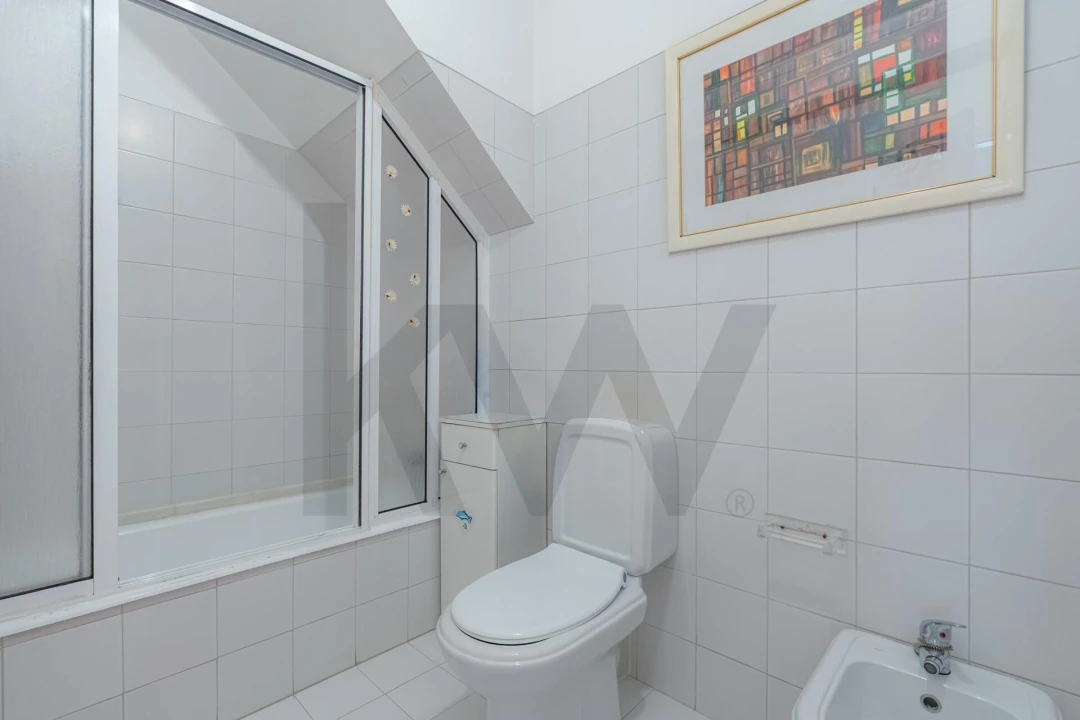 Apartamento T2 para Venda em Santo Antonio dos Olivais Foto 17