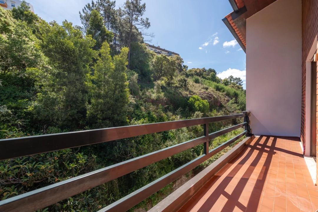 Apartamento T2 para Venda em Santo Antonio dos Olivais Foto 15