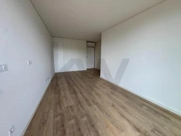 Apartamento T2 para Venda em Esgueira