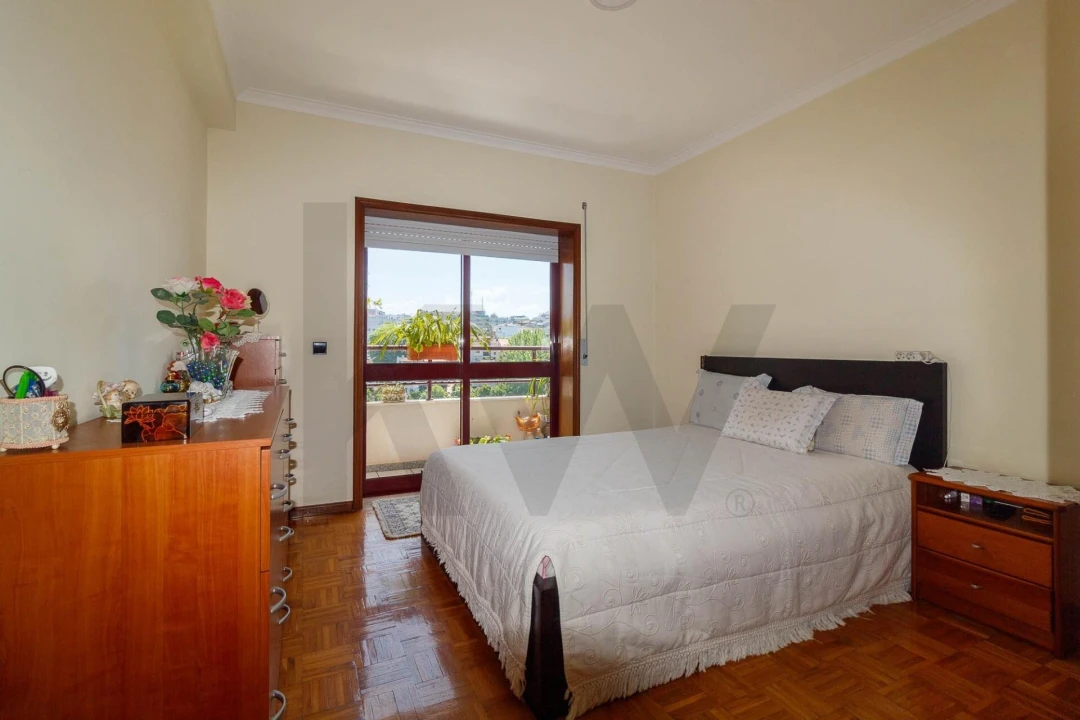 Apartamento T2 para Venda em Oliveira do Douro Foto 16