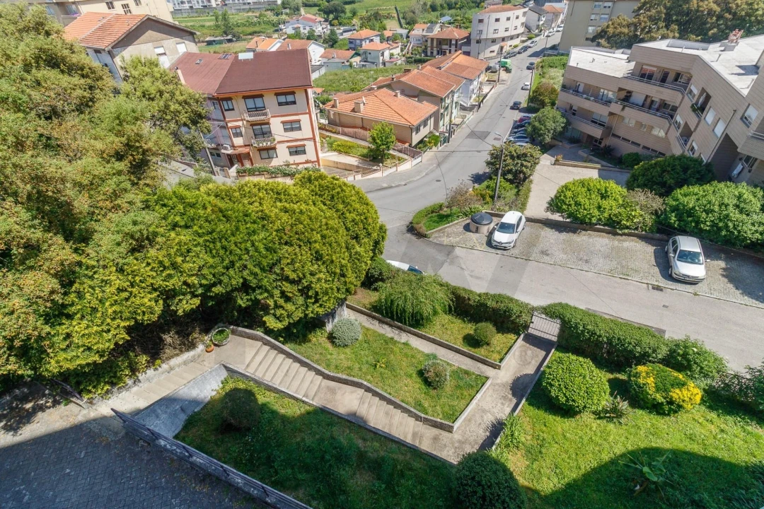Apartamento T2 para Venda em Oliveira do Douro Foto 27