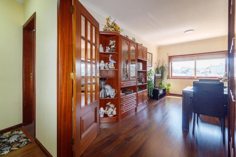 Apartamento T2 para Venda em Oliveira do Douro Foto 4
