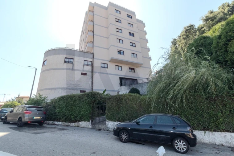 Apartamento T2 para Venda em Oliveira do Douro Foto 31