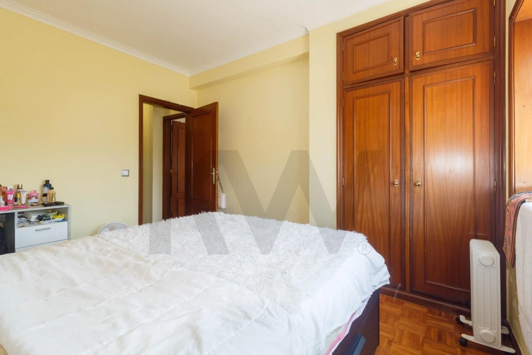 Apartamento T2 para Venda em Oliveira do Douro Foto 25