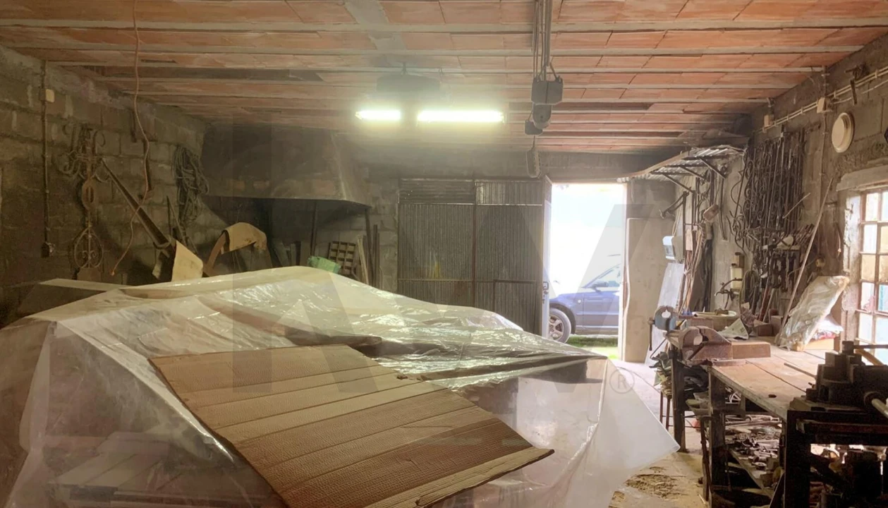 Armazém para Venda em Vilar de Mouros Foto 4
