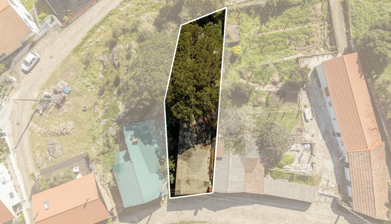 Armazém para Venda em Vilar de Mouros Foto 14