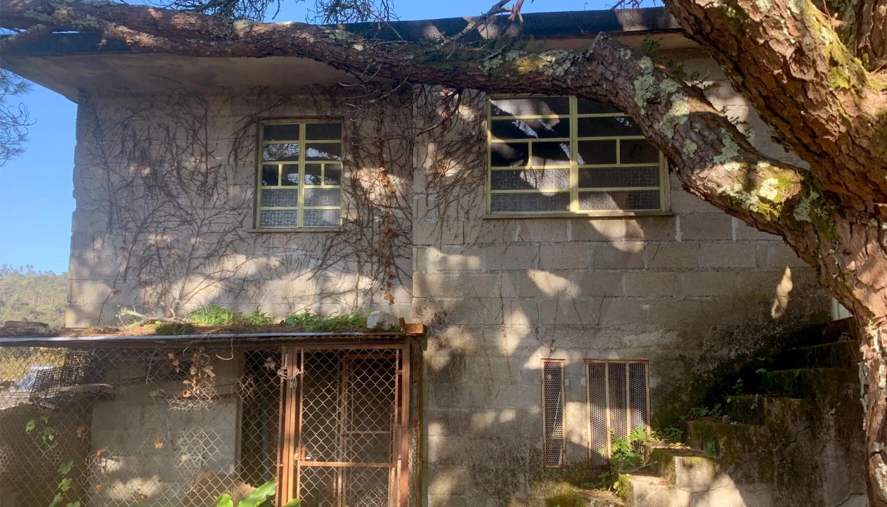 Armazém para Venda em Vilar de Mouros Foto 10