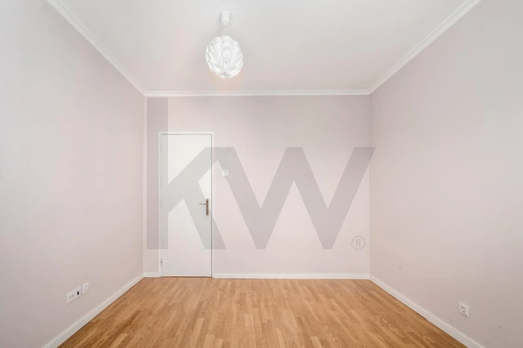 Apartamento T2 para Venda em Carnaxide e Queijas Foto 21