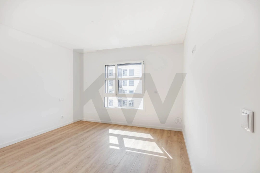 Apartamento T2 para Arrendamento em Lumiar Foto 13