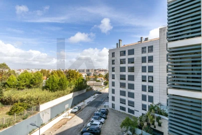 Apartamento T2 para Arrendamento em Lumiar
