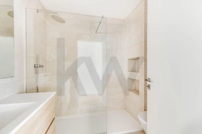 Apartamento T2 para Arrendamento em Lumiar
