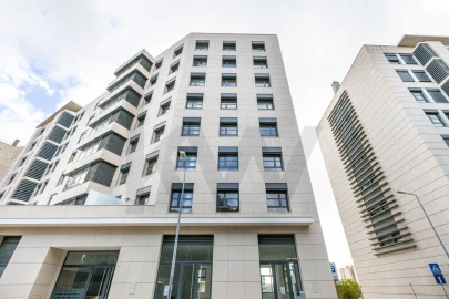 Apartamento T2 para Arrendamento em Lumiar