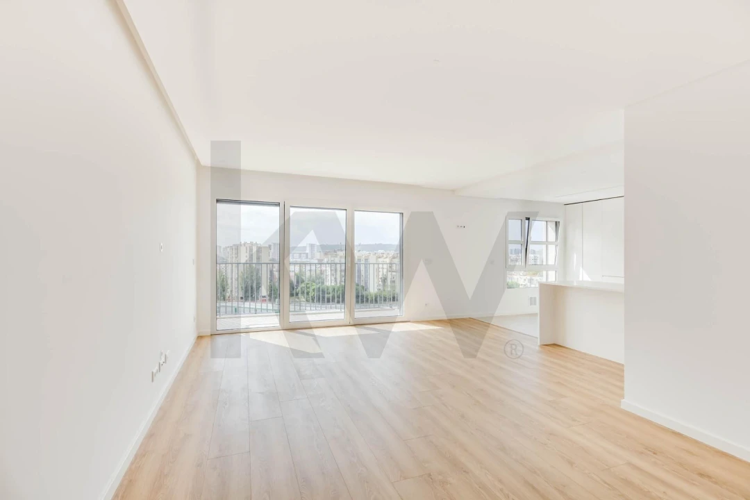 Apartamento T2 para Arrendamento em Lumiar Foto 2