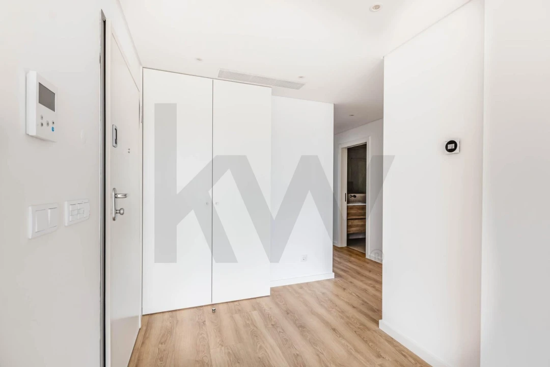 Apartamento T2 para Arrendamento em Lumiar Foto 10