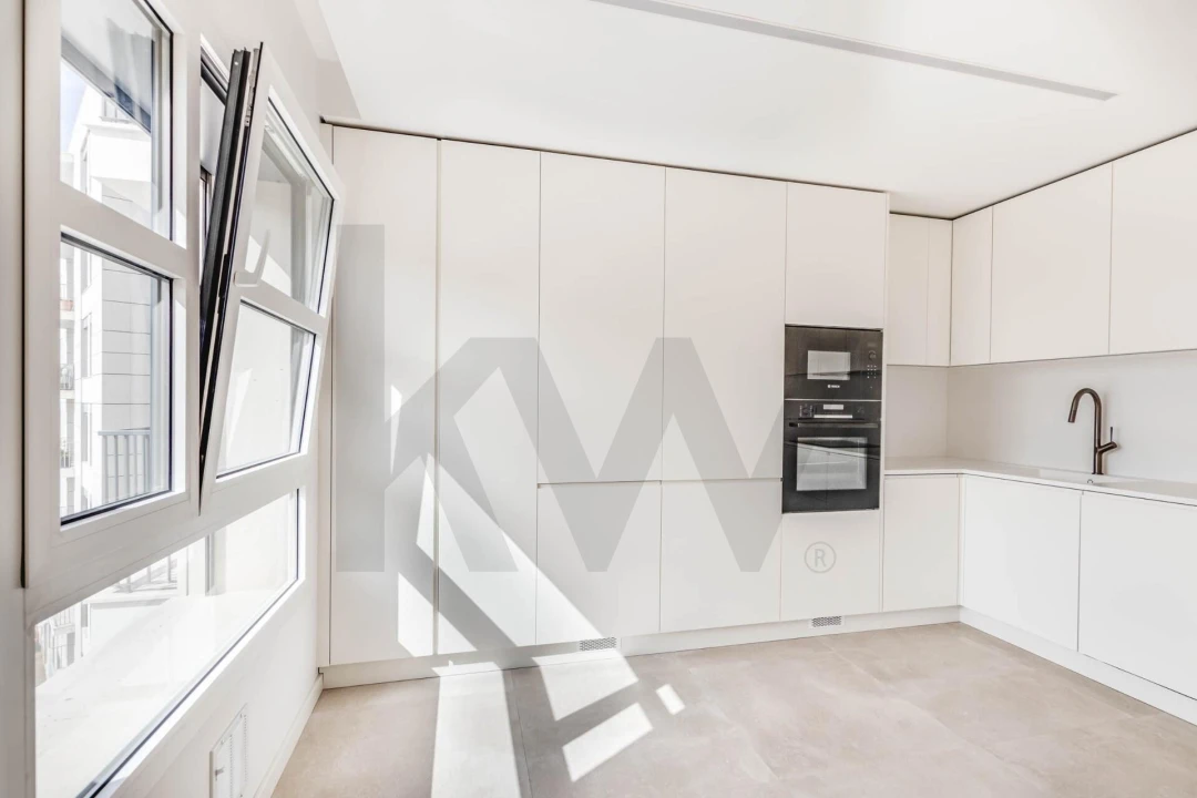 Apartamento T2 para Arrendamento em Lumiar Foto 5