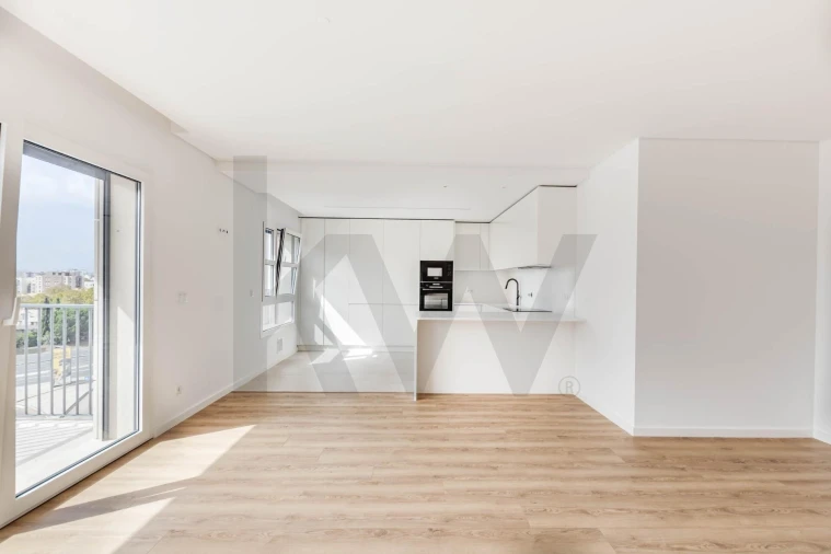 Apartamento T2 para Arrendamento em Lumiar Foto 4