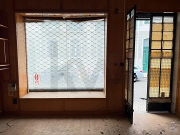 Loja para Arrendamento em Campo de Ourique