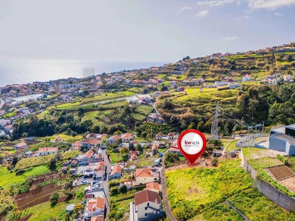 Terreno para Venda em Canhas Foto 9
