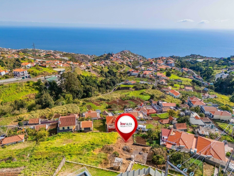 Terreno para Venda em Canhas Foto 6
