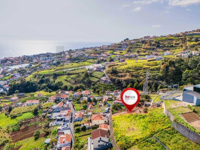 Terreno para Venda em Canhas Foto 9