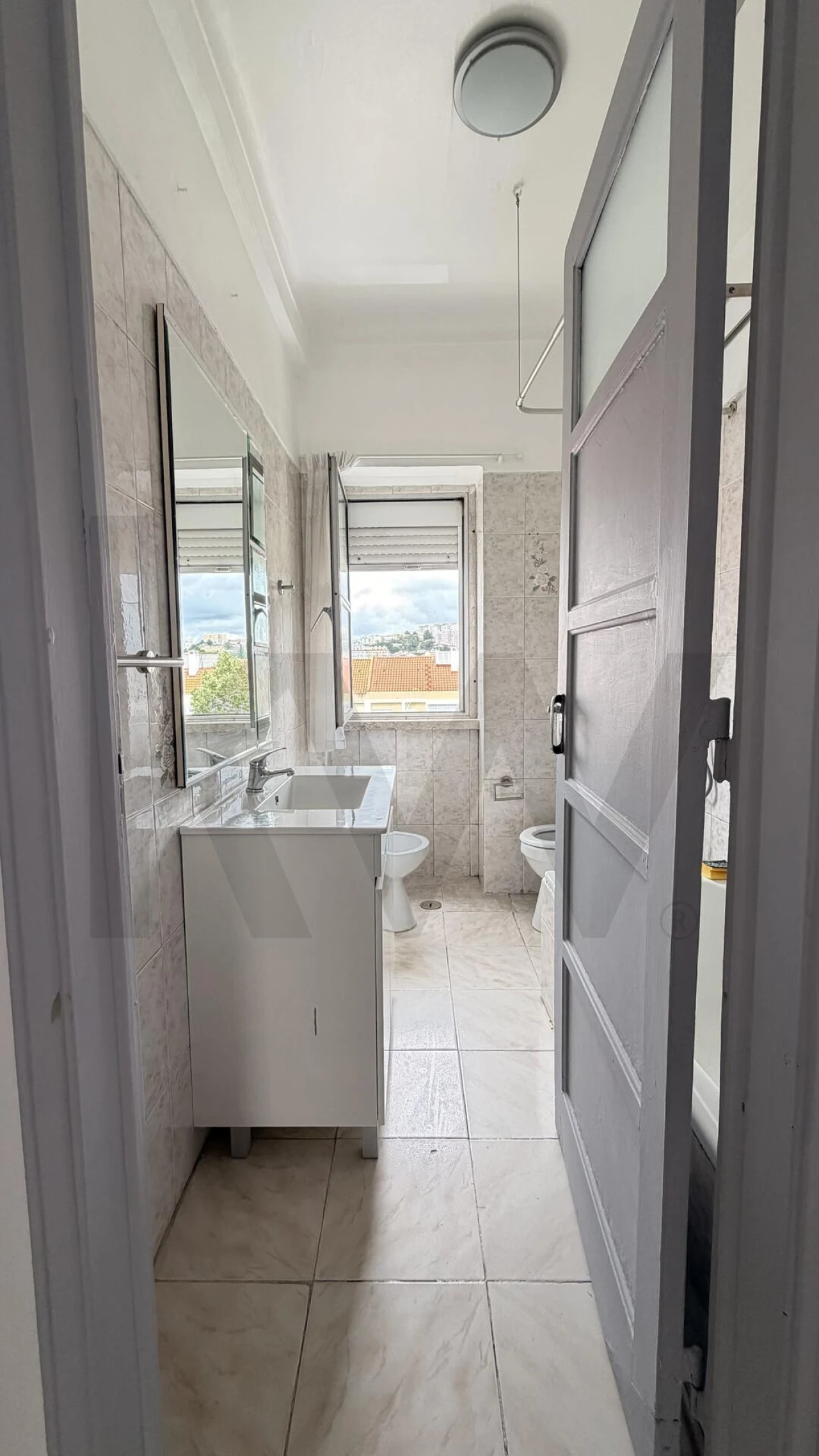 Apartamento T2 para Venda em Venteira Foto 28