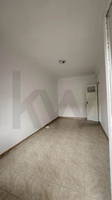 Apartamento T2 para Venda em Venteira