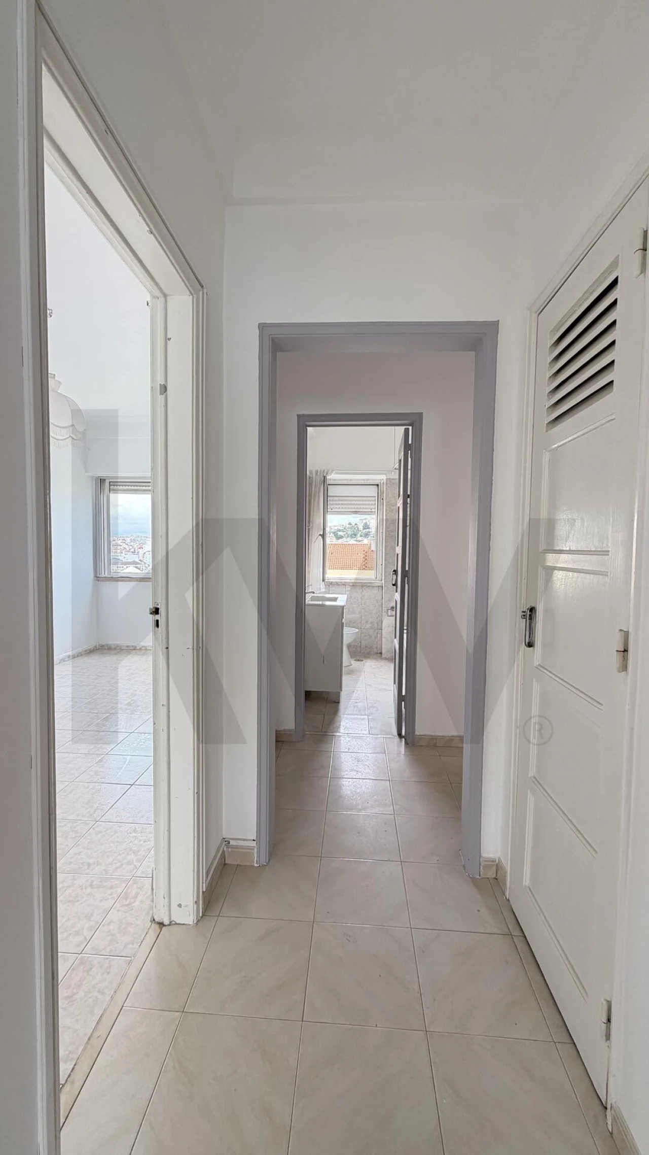 Apartamento T2 para Venda em Venteira Foto 3