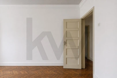 Apartamento para Venda em Alvalade