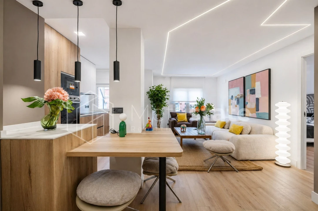 Apartamento T2 para Venda em Benfica Foto 1