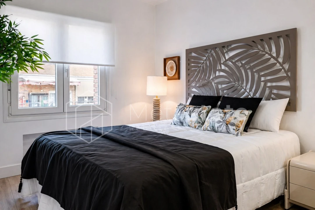 Apartamento T2 para Venda em Benfica Foto 9