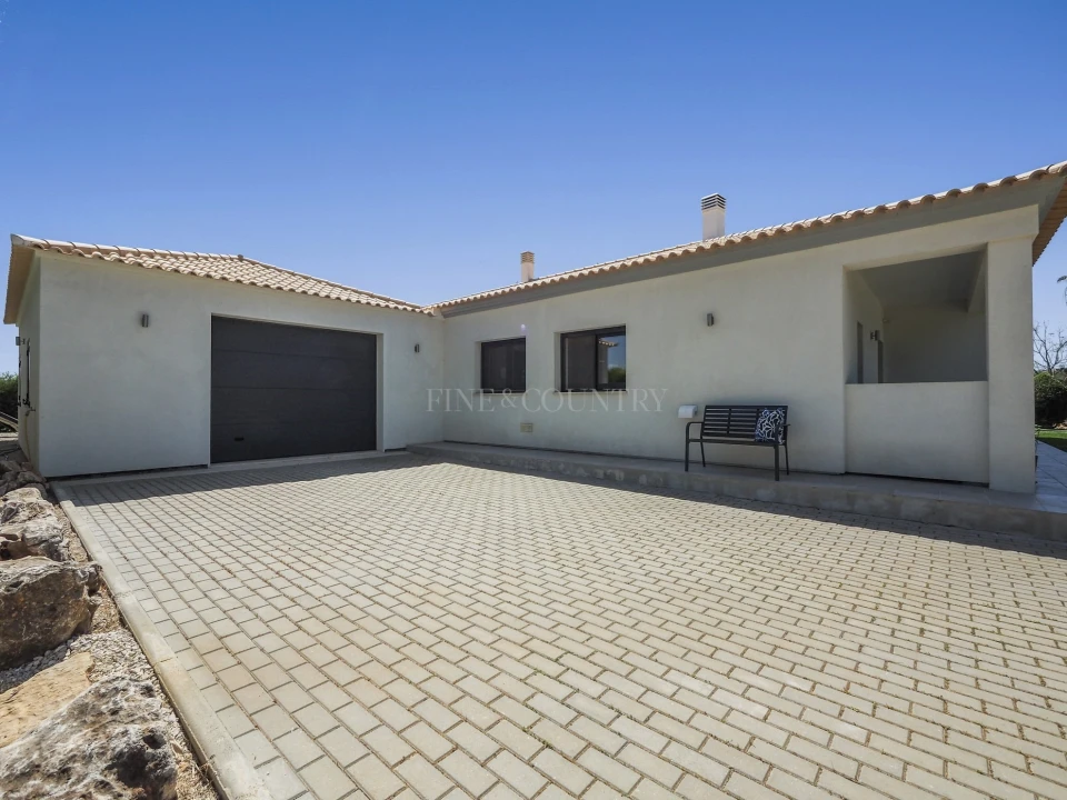 Moradia T4 para Venda em Silves Foto 32