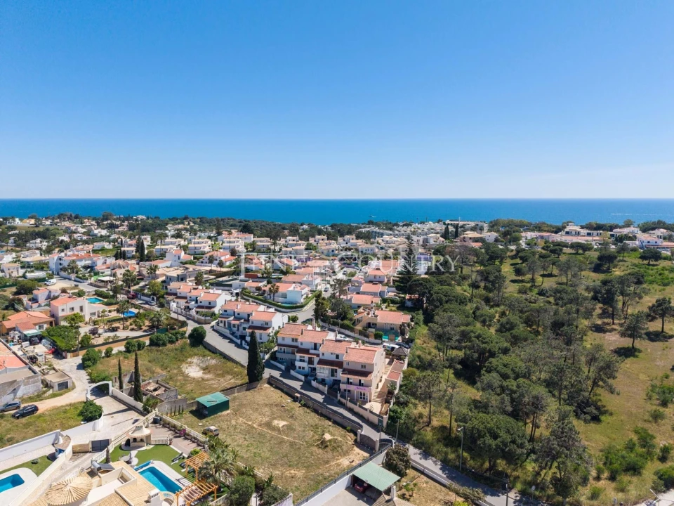 Moradia T3 para Venda em Albufeira e Olhos de Água Foto 35