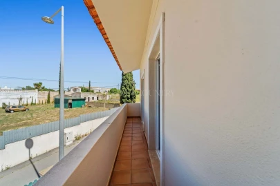 Moradia T3 para Venda em Albufeira e Olhos de Água