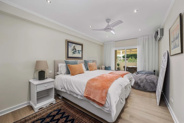 Apartamento T3 para Venda em Quarteira Foto 13