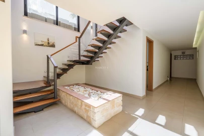 Moradia T4 para Venda em Luz