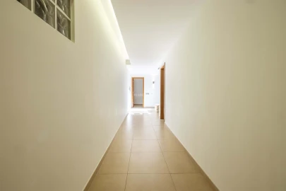 Moradia T4 para Venda em Luz