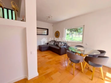 Moradia T2 para Venda em Quarteira