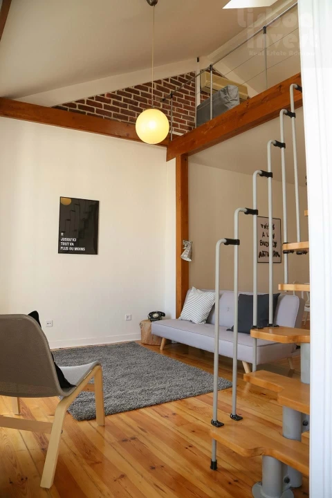 Apartamento T2 para Arrendamento em Misericórdia