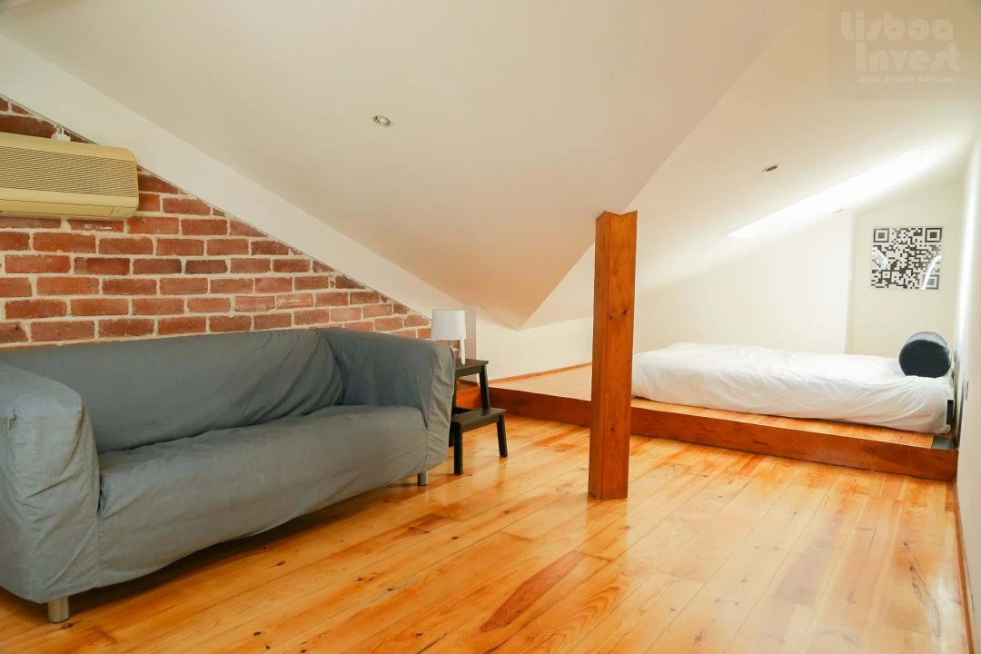 Apartamento T2 para Arrendamento em Misericórdia Foto 7
