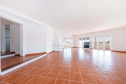 Moradia T3 para Venda em Nadadouro